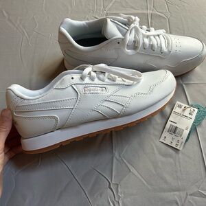 NWT Reebok Harmon White Leather Sneakers